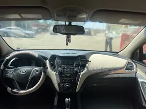 Hyundai Santa Fe 2013 Red
