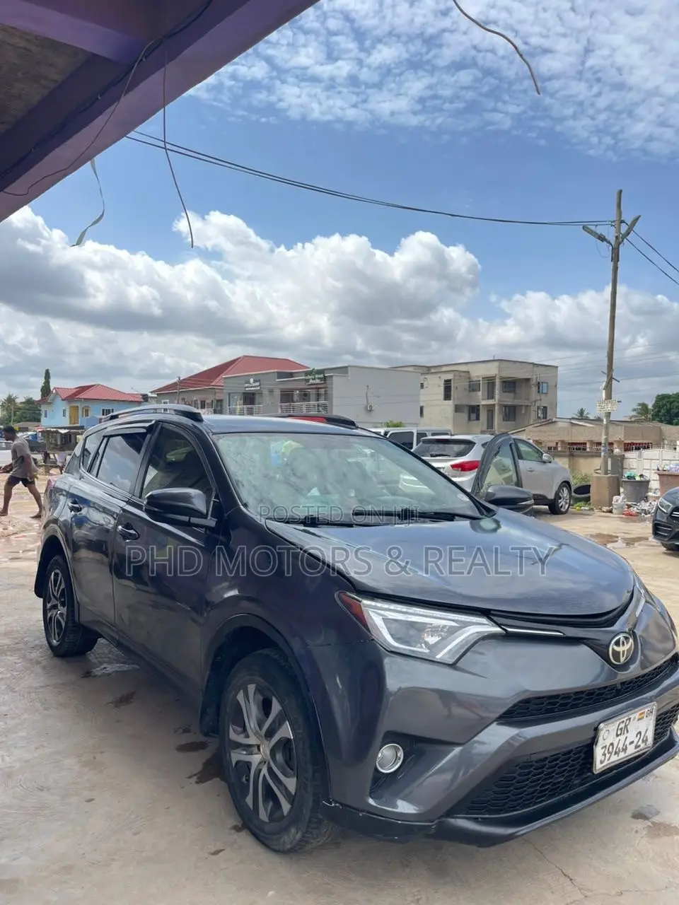 Toyota RAV4 XLE 4dr SUV AWD (2.5L 4cyl 6A) 2018 Gray