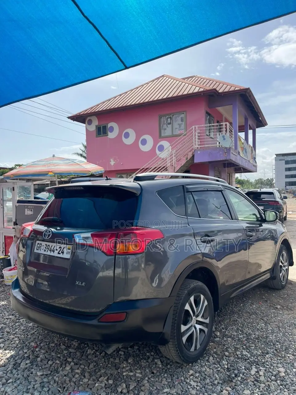 Toyota RAV4 XLE 4dr SUV AWD (2.5L 4cyl 6A) 2018 Gray