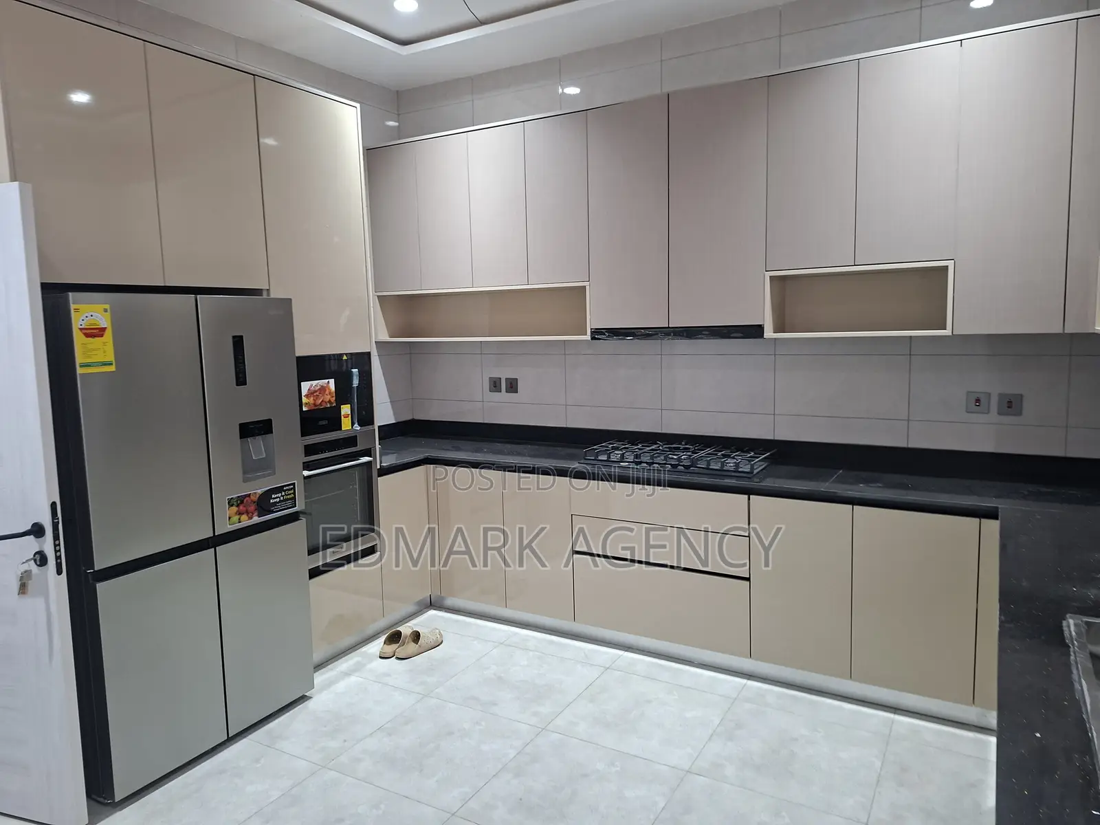4bdrm House in Kwabenya Acp for sale