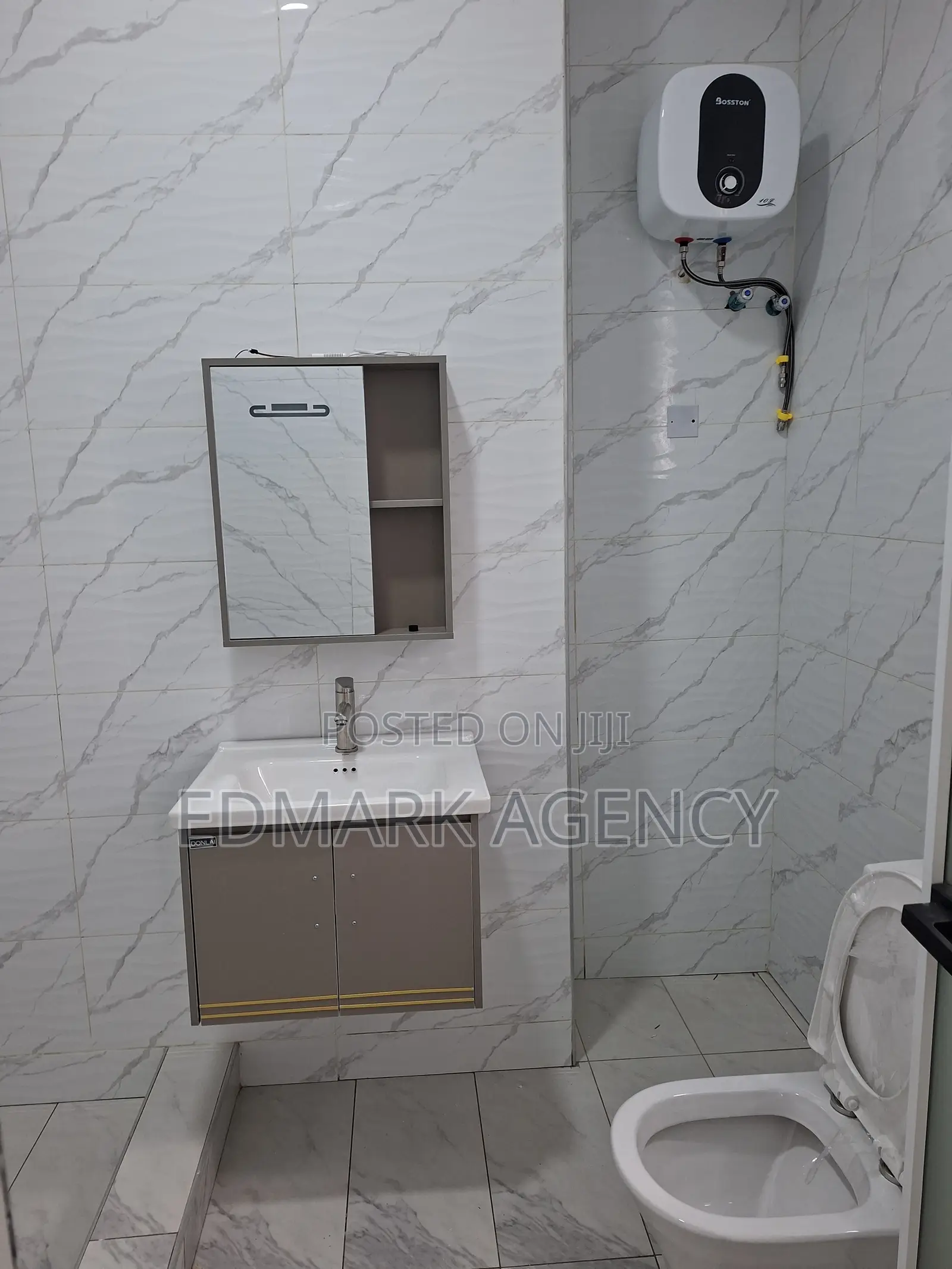 4bdrm House in Kwabenya Acp for sale