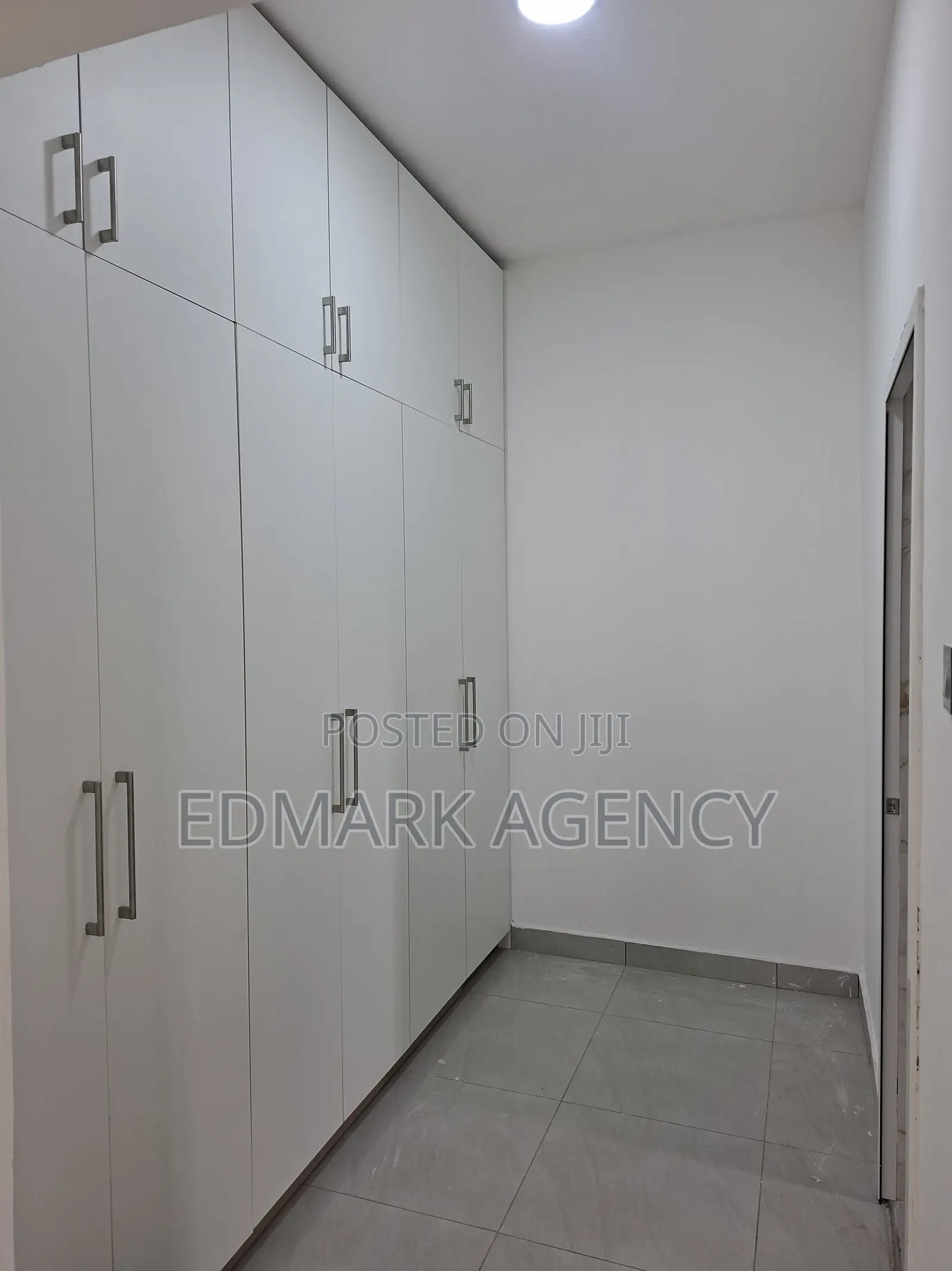 4bdrm House in Kwabenya Acp for sale