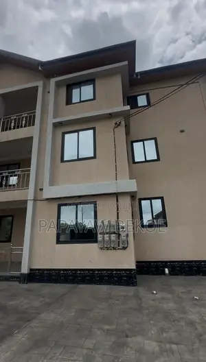 6bdrm House in New-Juaben Municipal for sale