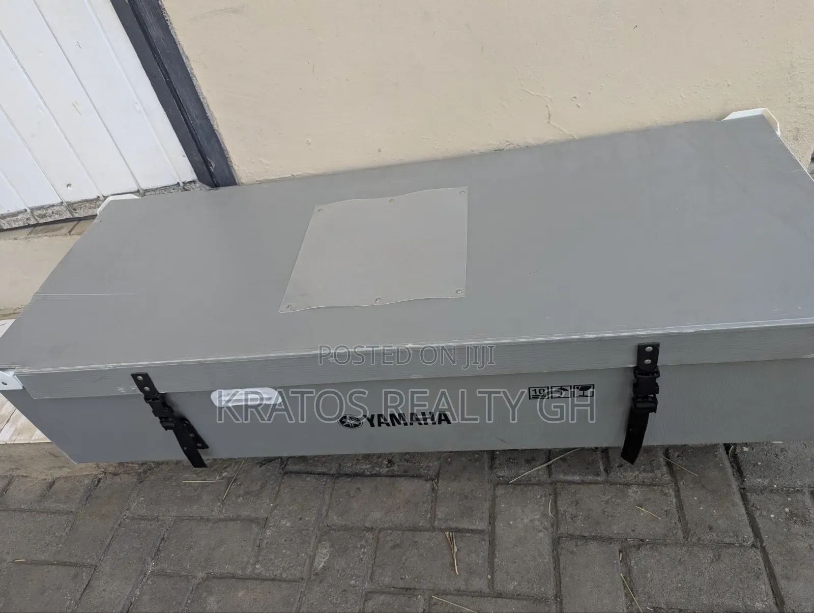 Yamaha Keyboard MO6