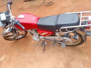 Royal RY125 2025 Red