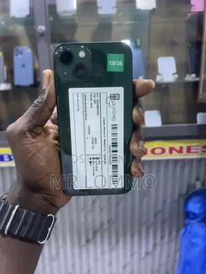 Apple iPhone 13 128 GB Green