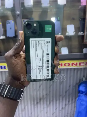 Apple iPhone 13 128 GB Green