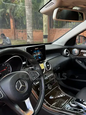 Mercedes-Benz C300 Luxury 4matic Sedan AWD (2.0L 4cyl 7A) 2017 Black