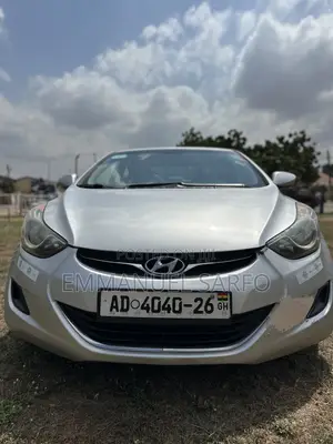 Hyundai Elantra GLS Sedan FWD (1.8L 4cyl 6A) 2013 Silver