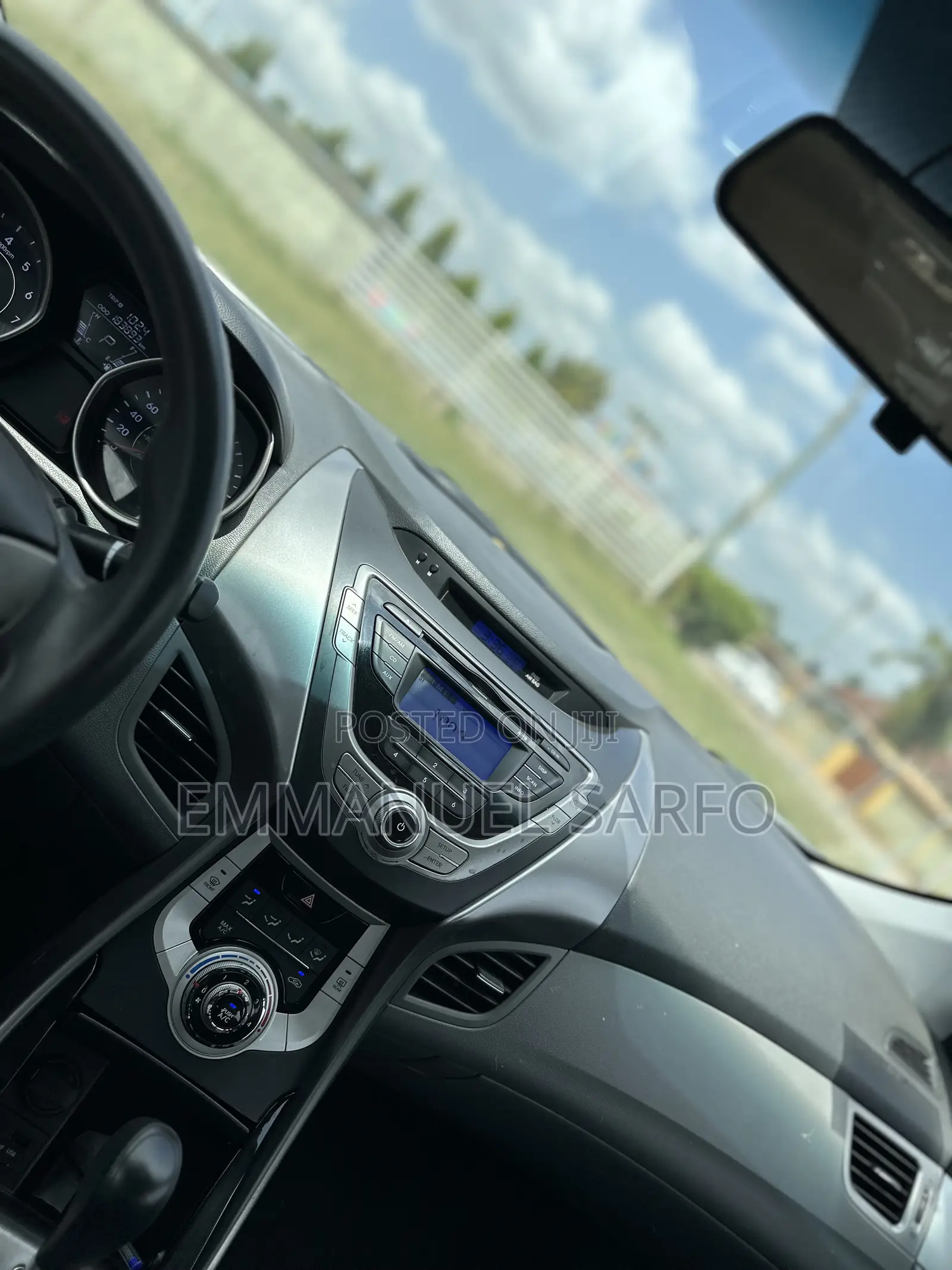 Hyundai Elantra GLS Sedan FWD (1.8L 4cyl 6A) 2013 Silver