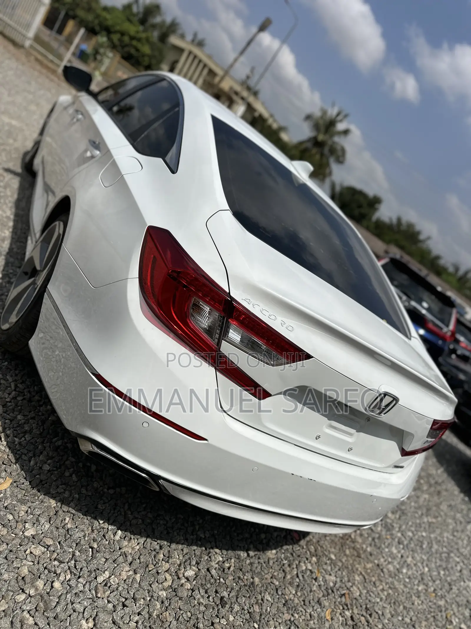 Honda Accord Touring 2.0T 2018 White