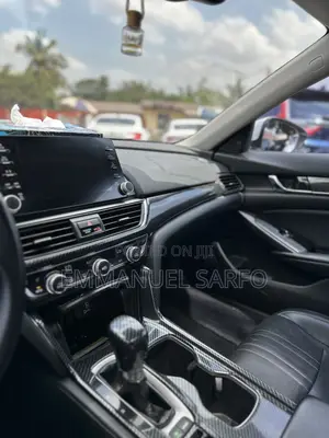 Honda Accord Touring 2.0T 2018 White