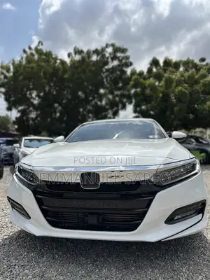 Honda Accord Touring 2.0T 2018 White