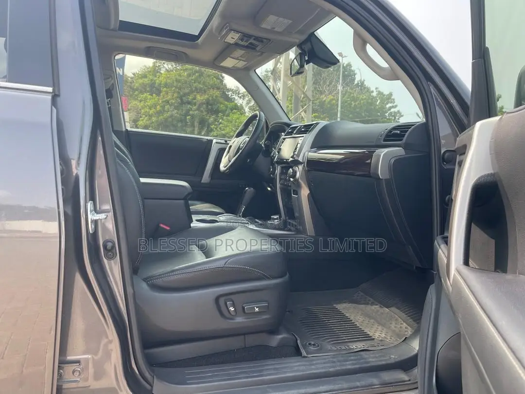 Toyota 4-Runner Limited 2021 Gray