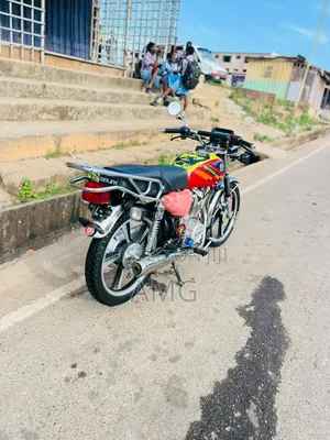 New Royal RY125 2025 Red