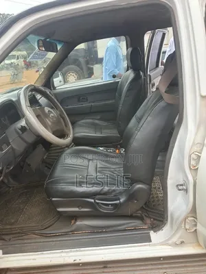 Nissan Hardbody 2008 White