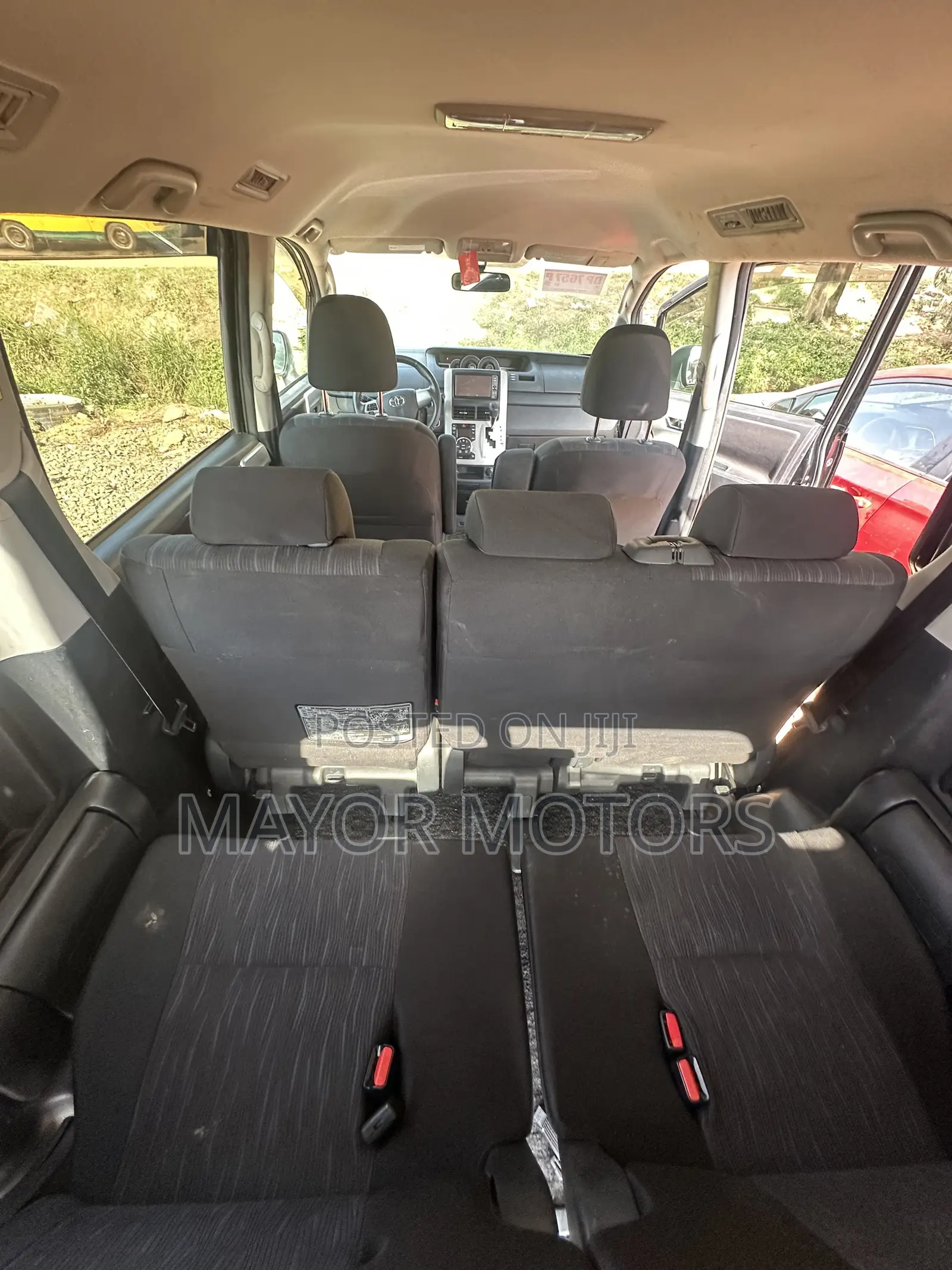 Toyota Voxy X L Edition 2WD 8-Seater 2013 Black