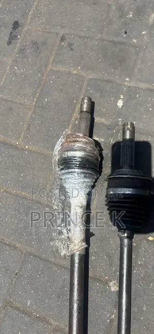 Toyota Vitz Drive Shaft Pair