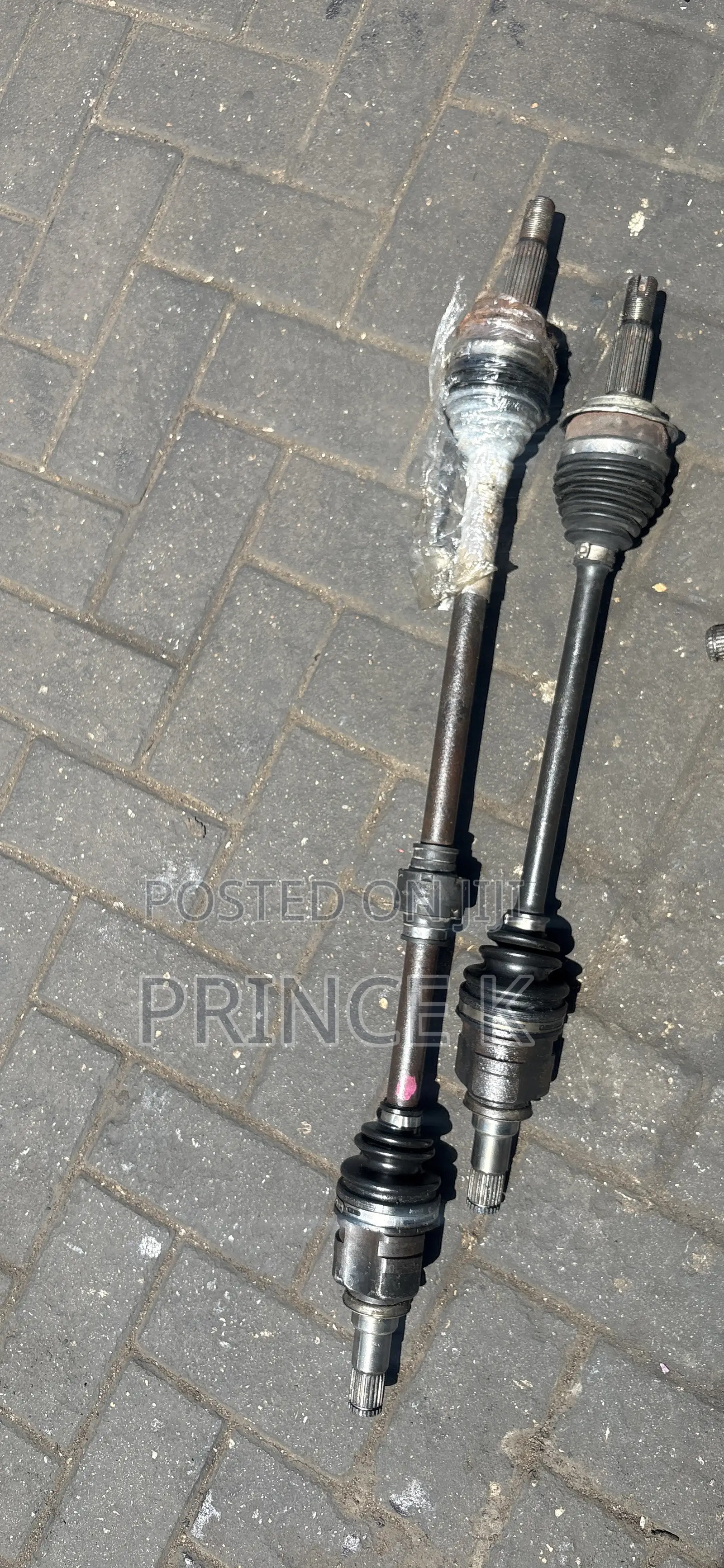 Toyota Vitz Drive Shaft Pair
