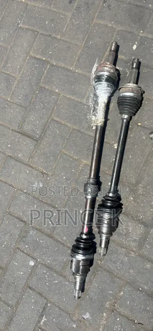 Toyota Vitz Drive Shaft Pair