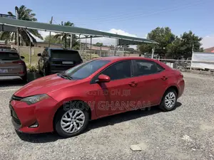 Toyota Corolla 2018 Red