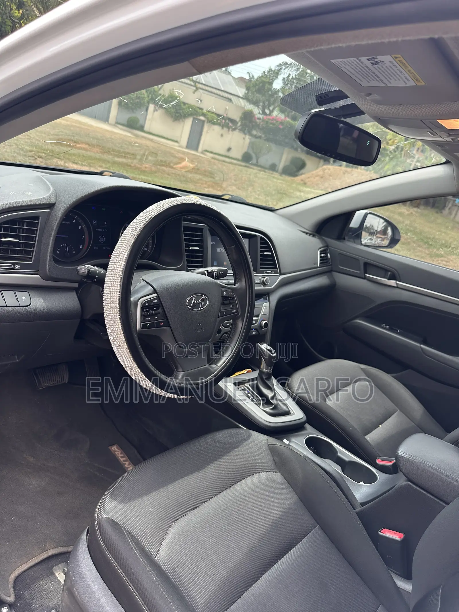 Hyundai Elantra Limited Sedan FWD (2.0L 4cyl 6A) 2017 White