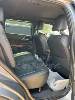 Mitsubishi Outlander SEL 2022 Gray