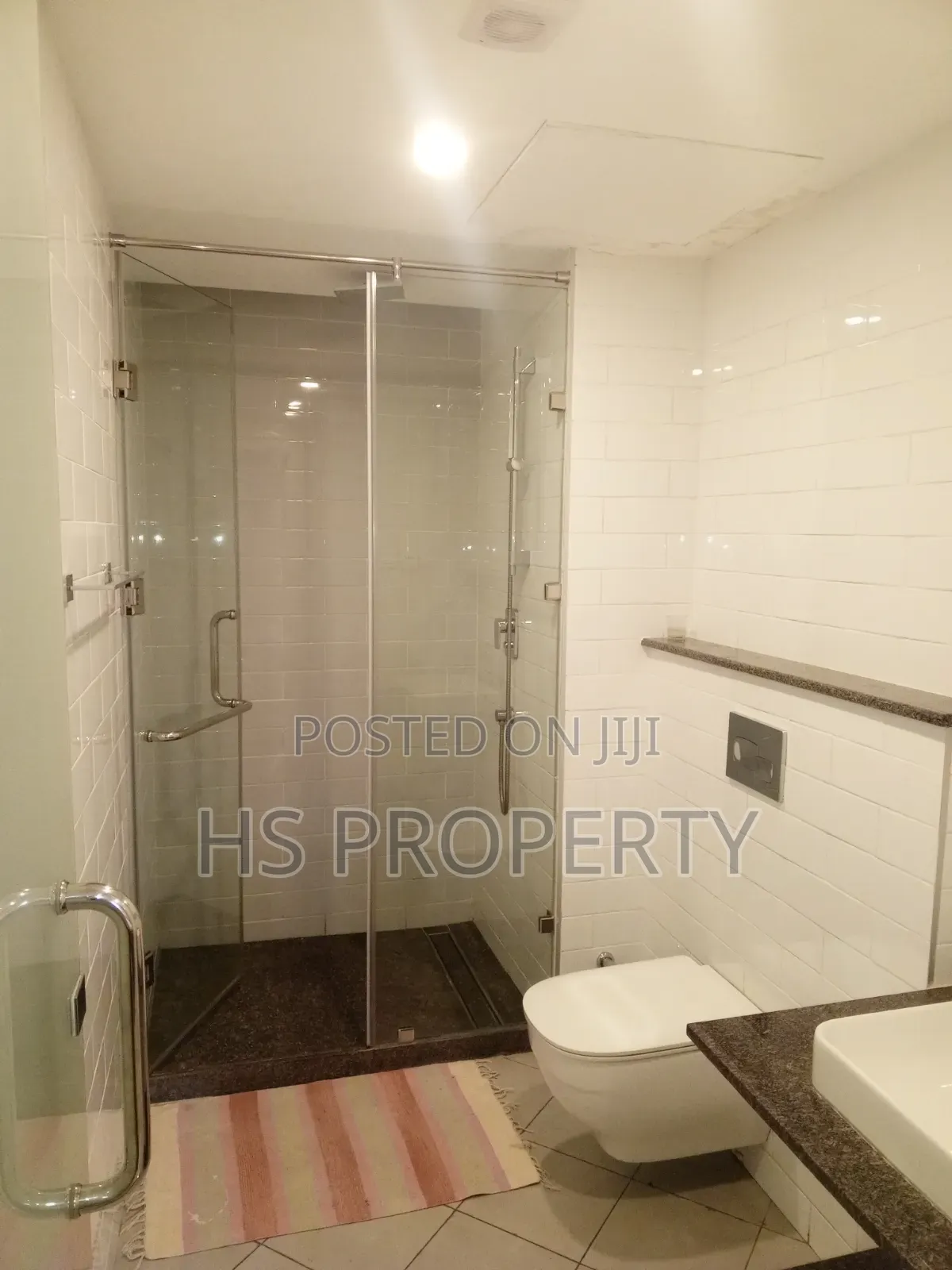 Furnished 3bdrm Apartment in Airport Residential Area for rent