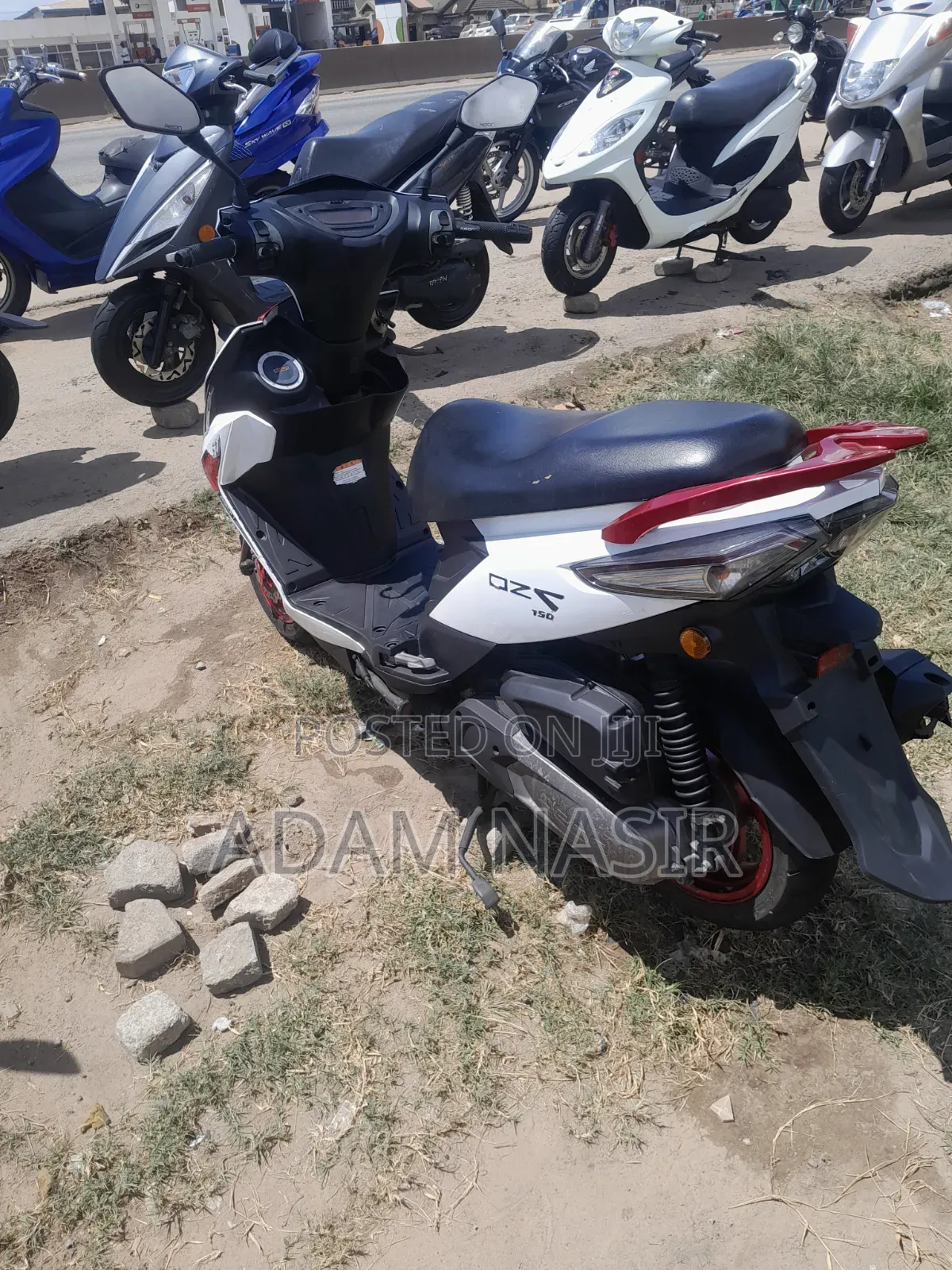 Yamaha Aerox 2022 White