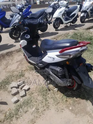 Yamaha Aerox 2022 White