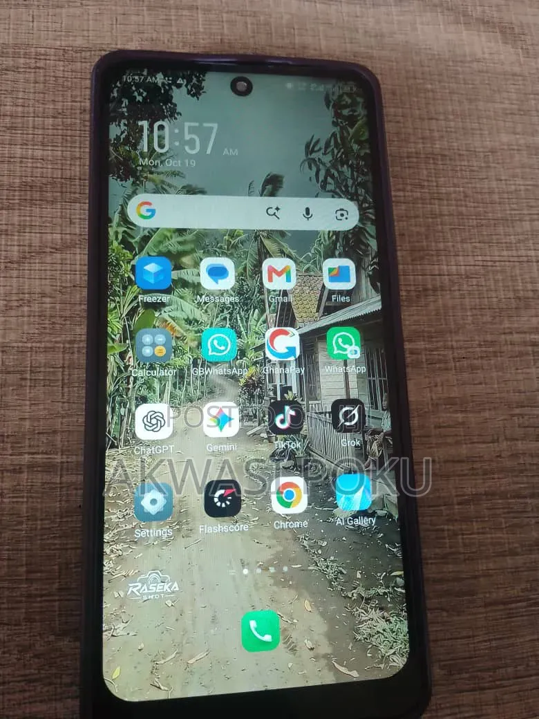 Infinix Hot 40 Pro 256 GB Silver