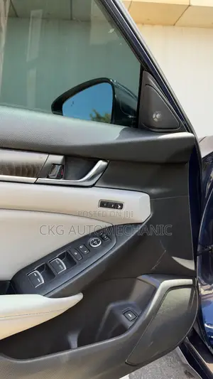 Honda Accord EX-L (1.5L 4cyl Turbo CVT) 2019 Blue