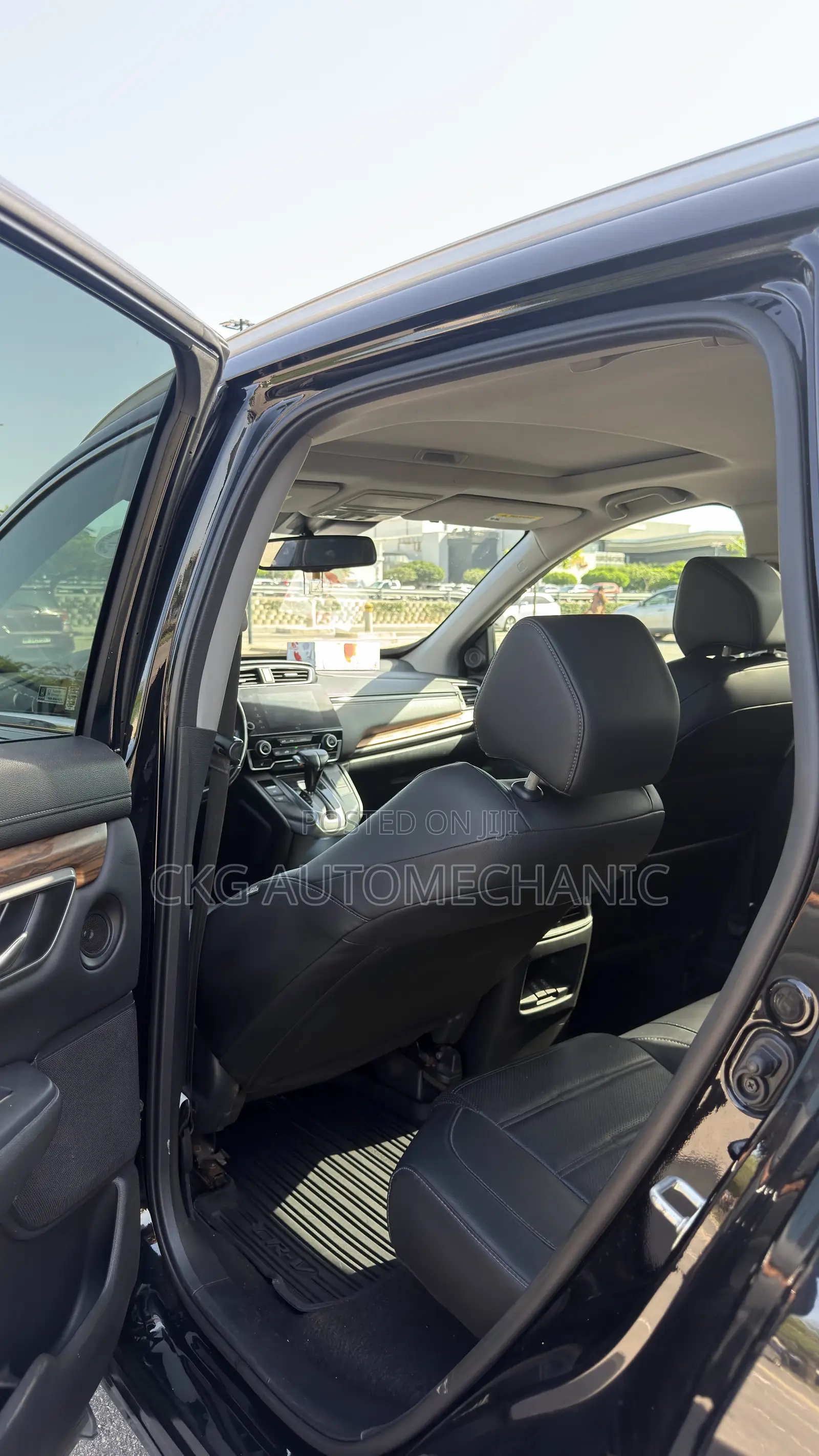 Honda CR-V Touring AWD 2019 Black