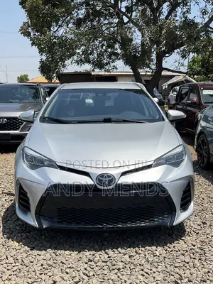 Toyota Corolla 2017 Silver