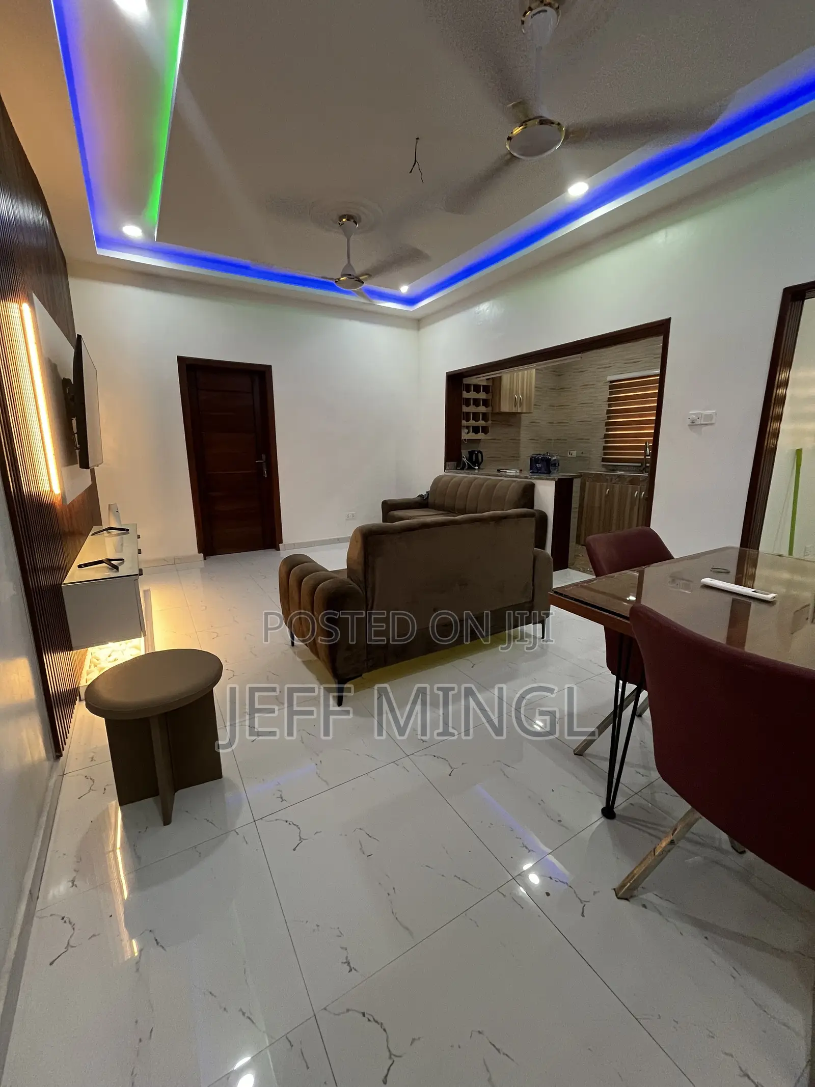 Furnished 2bdrm Apartment in Oxford Street for rent