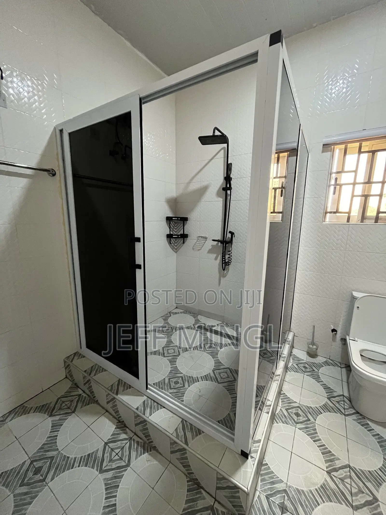 Furnished 2bdrm Apartment in Oxford Street for rent