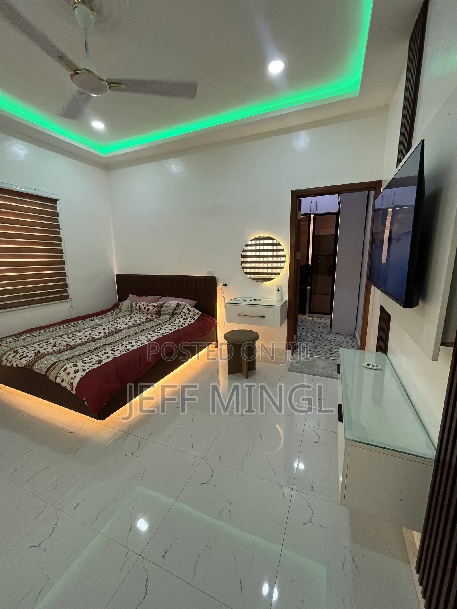 Furnished 2bdrm Apartment in Oxford Street for rent