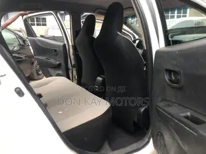 Toyota Vitz 2013 White