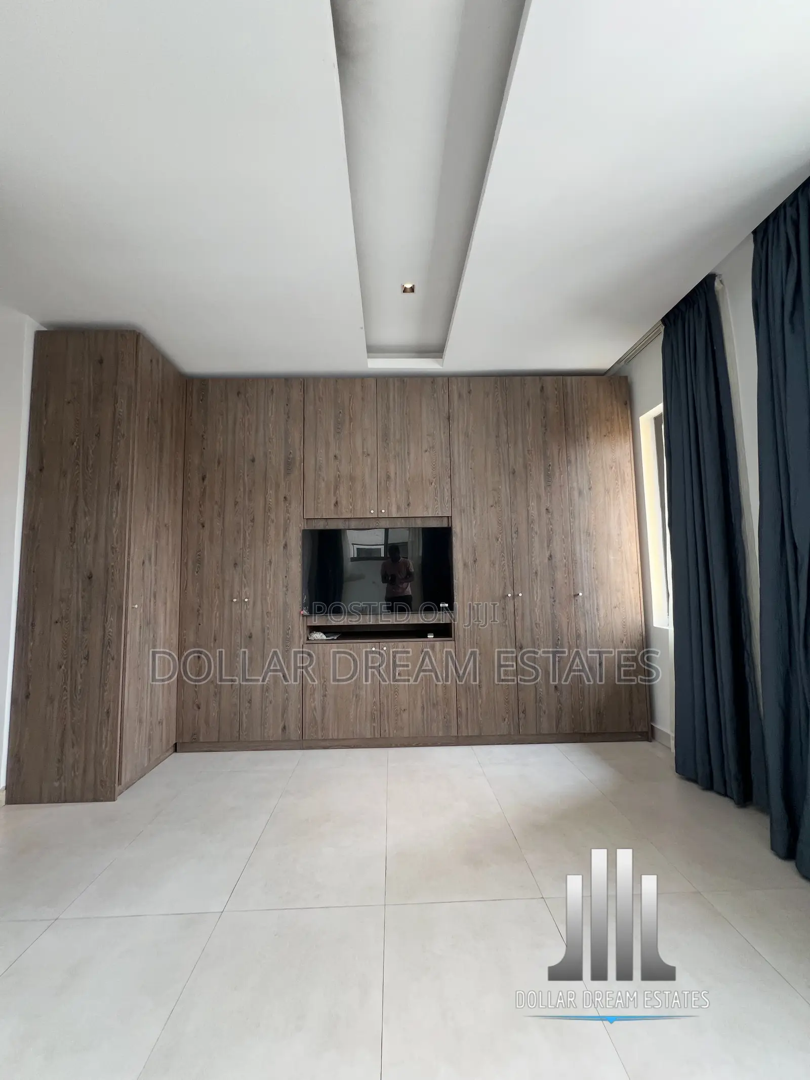 4bdrm Townhouse / Terrace in North Legon for rent