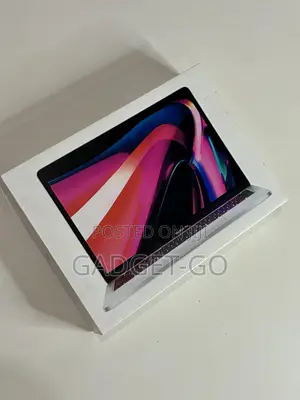Laptop Apple MacBook Pro 2022 M2 8GB Apple M2 SSD 256GB