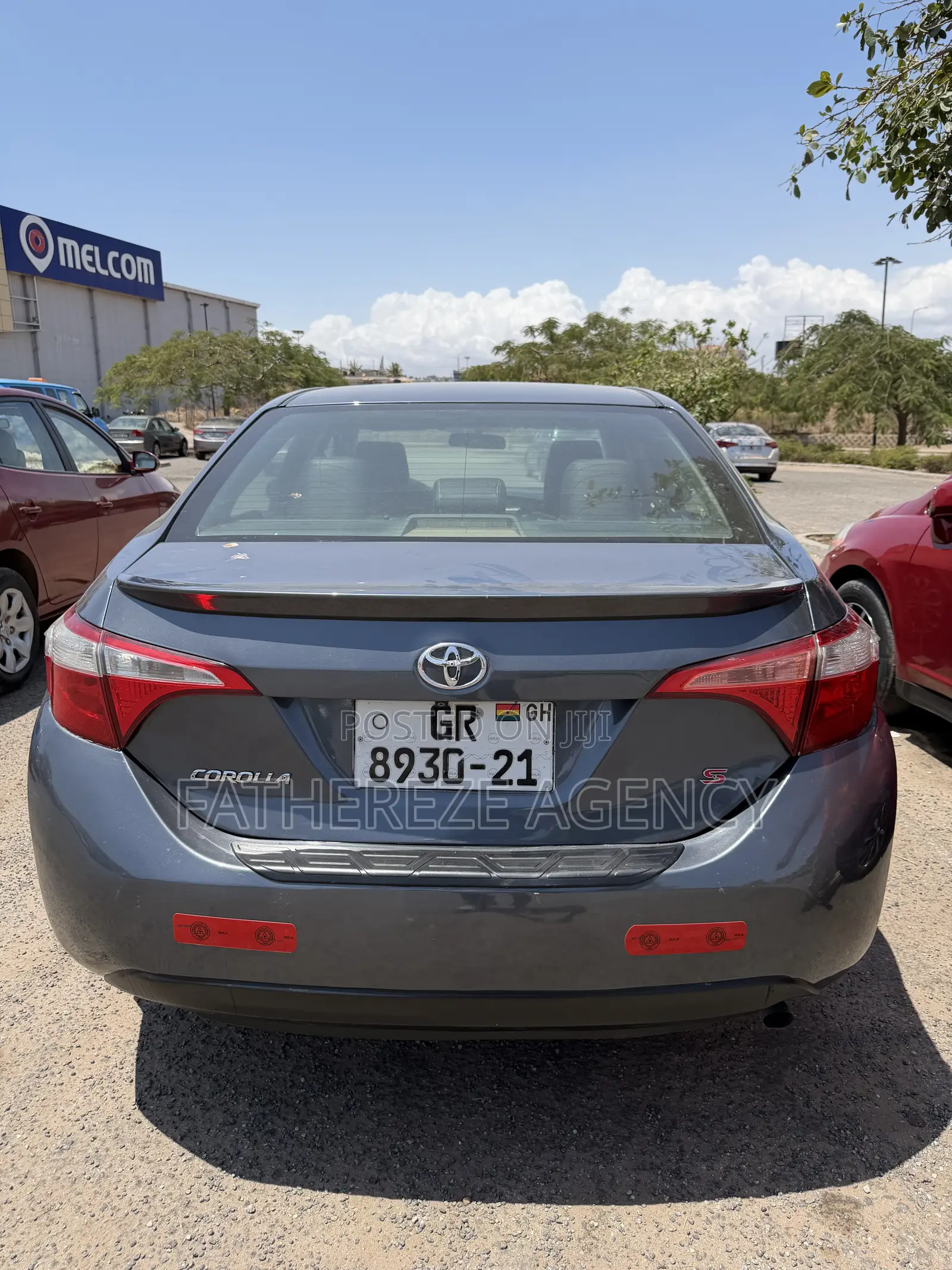 Toyota Corolla S 4dr Sedan (1.8L 4cyl CVT) 2015 Gray