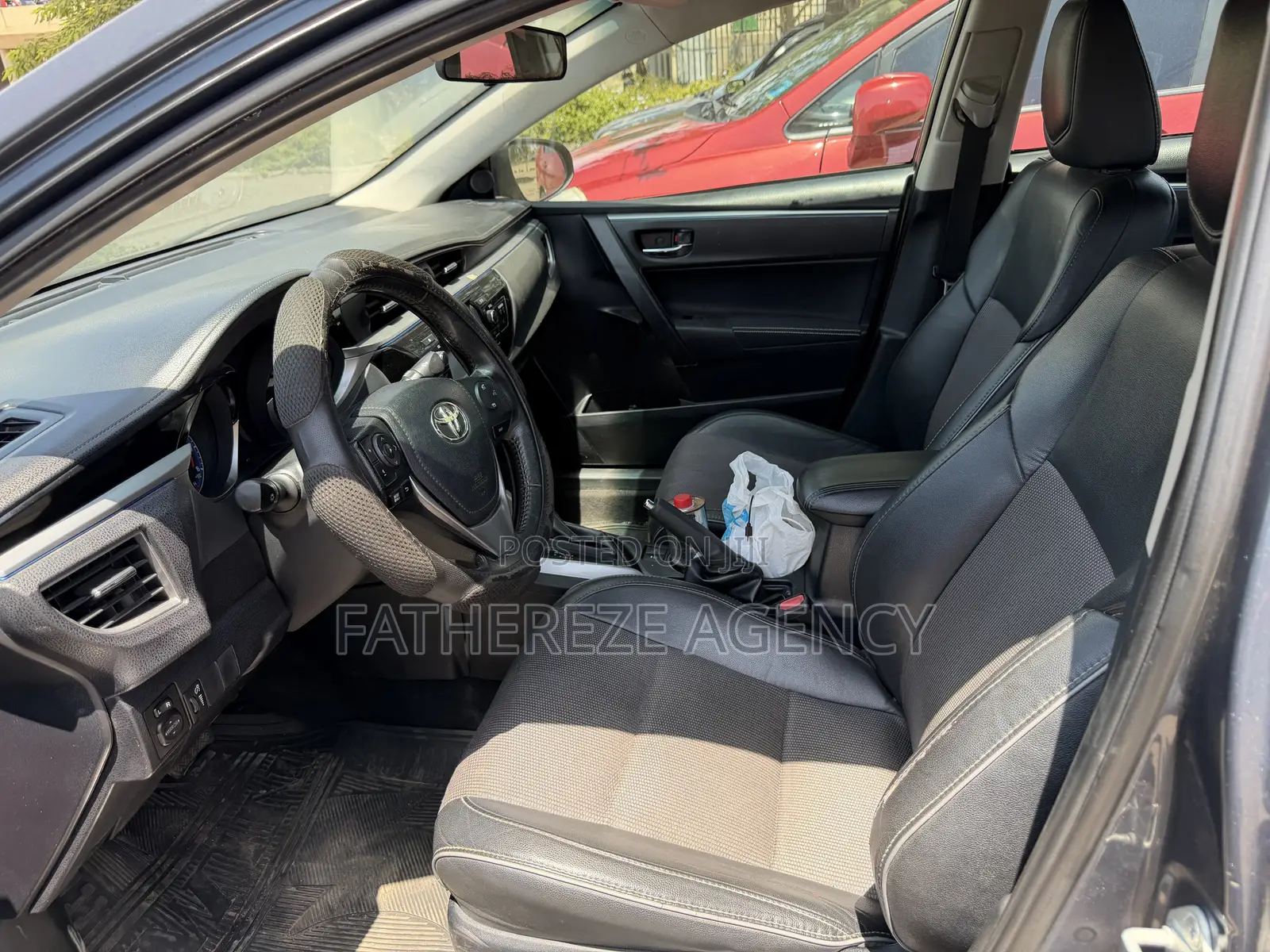 Toyota Corolla S 4dr Sedan (1.8L 4cyl CVT) 2015 Gray