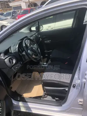 Toyota Vitz 2014 Pearl
