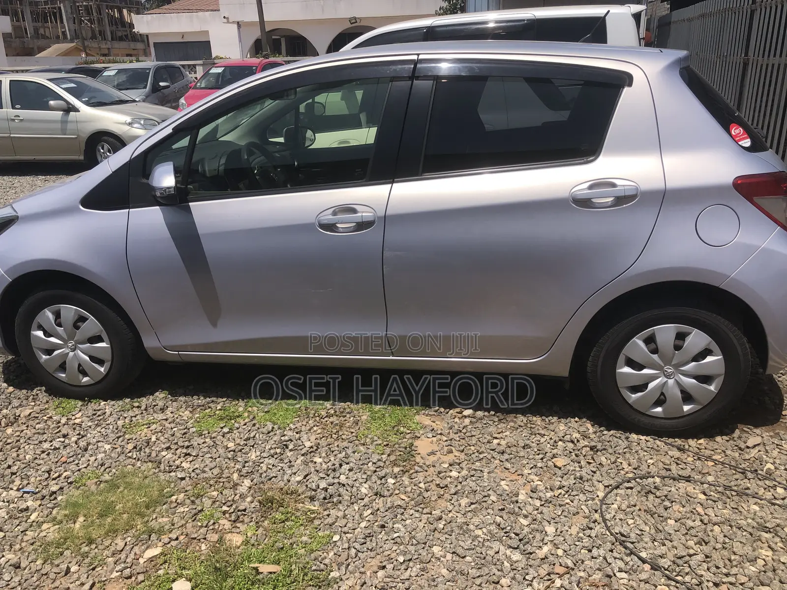 Toyota Vitz 2014 Pearl