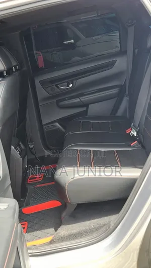 Honda CR-V 2024 Silver