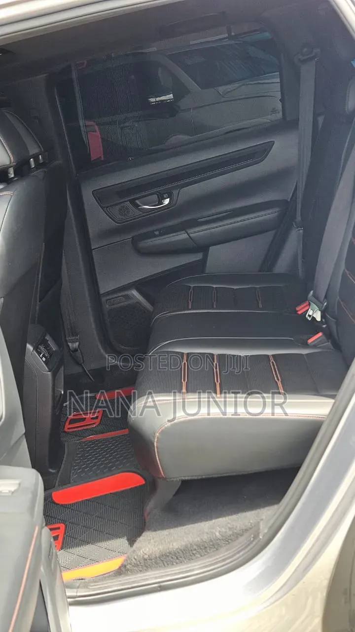 Honda CR-V 2024 Silver