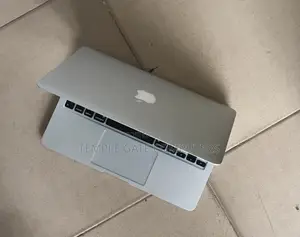 Laptop Apple MacBook Air 2015 8GB Intel Core i5 SSD 256GB