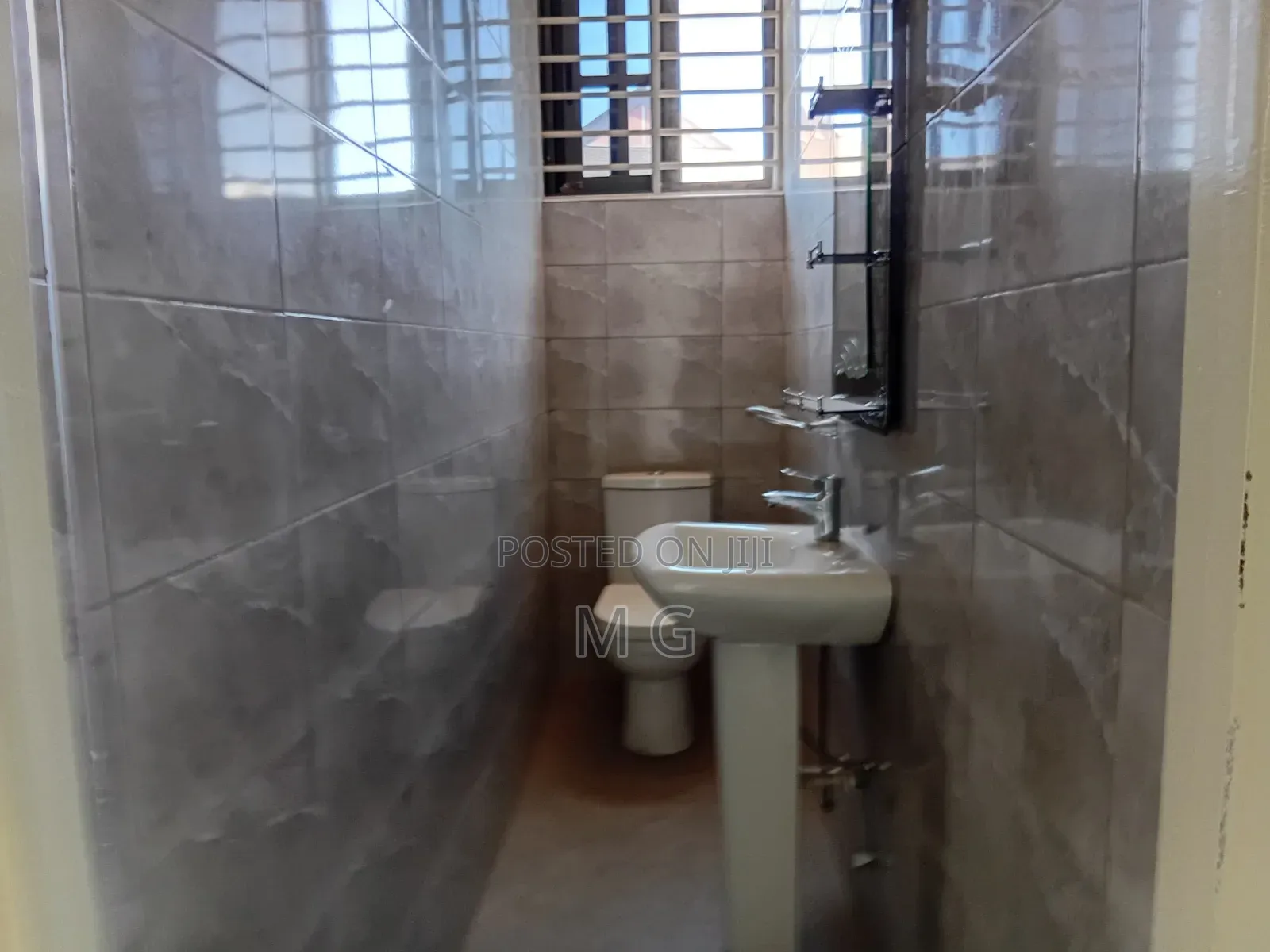 2bdrm Apartment in Savana, C25, Tema Metropolitan for rent