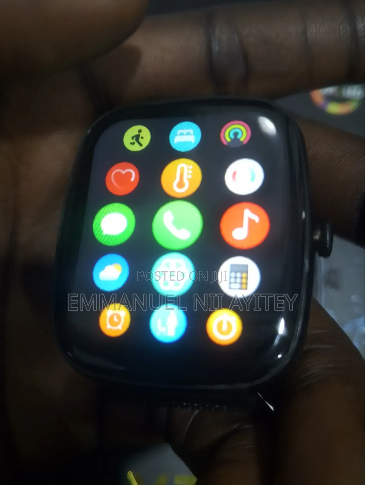 Multifunctional Smartwatch