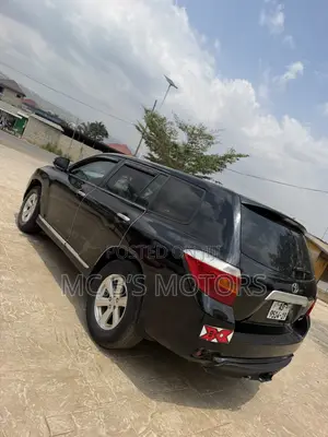 Toyota Highlander 2013 Black